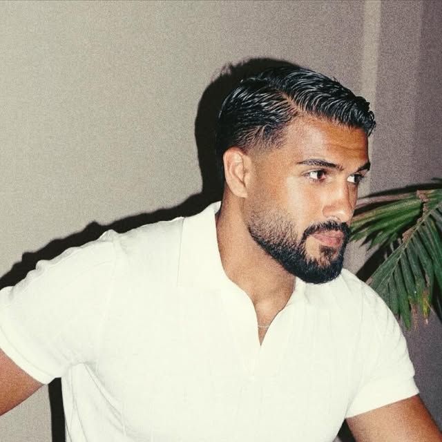 bac123128bd7cb032a5cd4cc2a4cc332